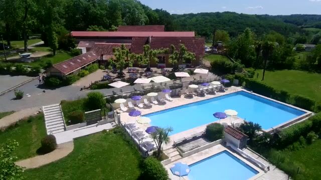 Terrasse, swimming pool and around