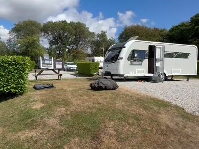 Super Fully Serviced Pitch 7