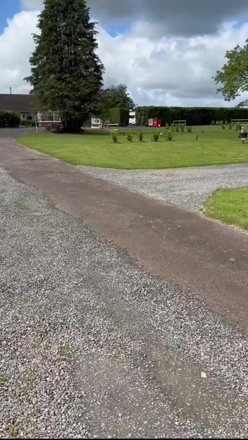 Take a look around the middle section of Zeacombe