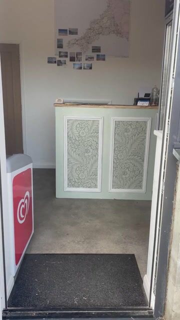 Reception and shop